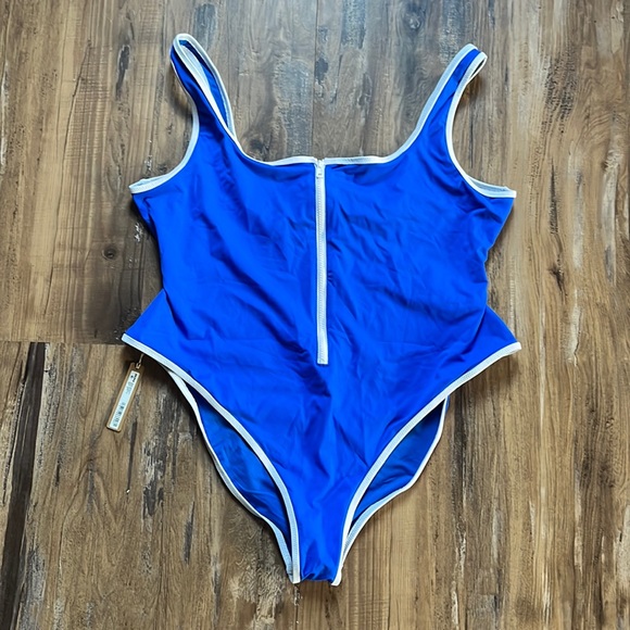 SKIMS Sporty Zipper Swim Scoop One Piece Bathing Suit in Cobalt